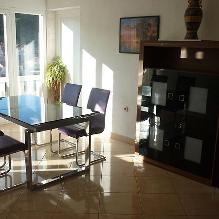 Apartments Nikola Pucisca Zewnętrze zdjęcie