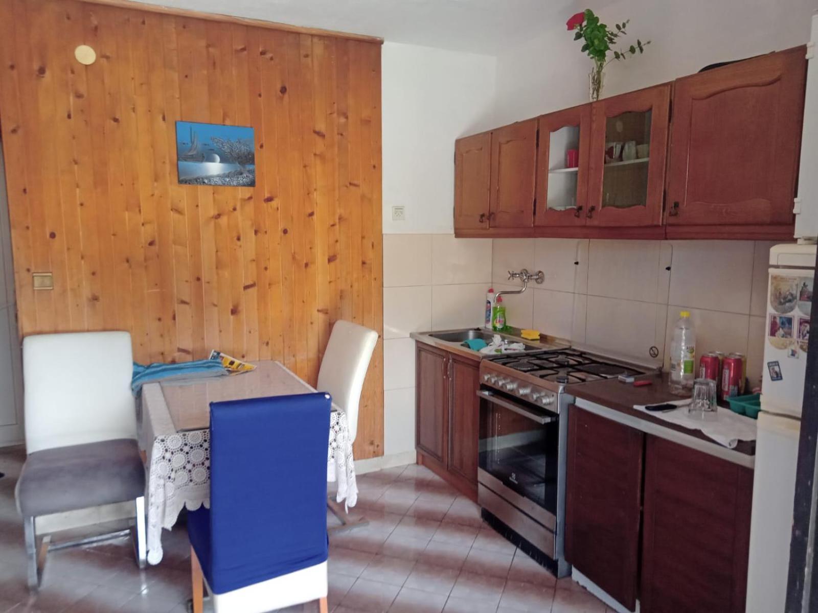 Apartments Nikola Pucisca Zewnętrze zdjęcie