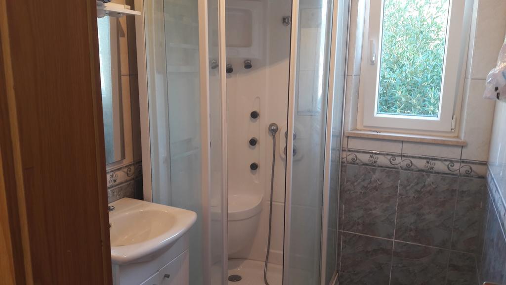 Apartments Nikola Pucisca Zewnętrze zdjęcie